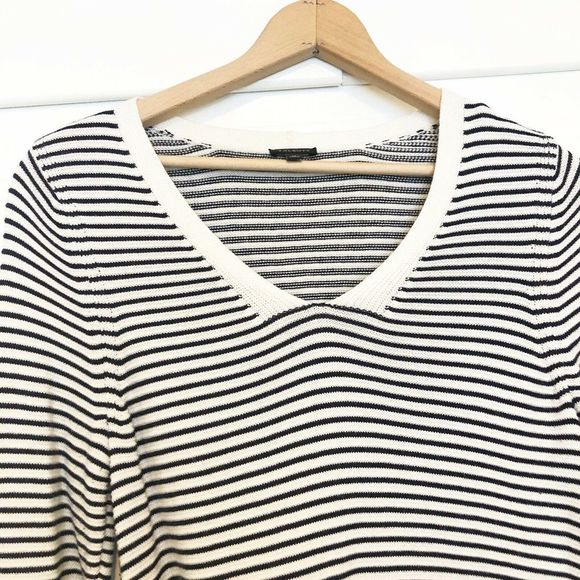TALBOTS Medium V-Neck Stripe Sweater Black White - Picture 6 of 8